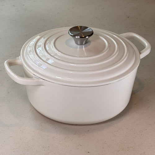 Cocotte ovale en fonte émaillée – Blanc Vanille