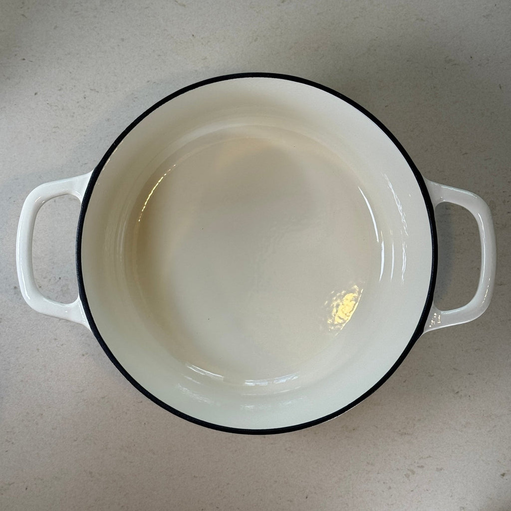 Cocotte ovale en fonte émaillée – Blanc Vanille